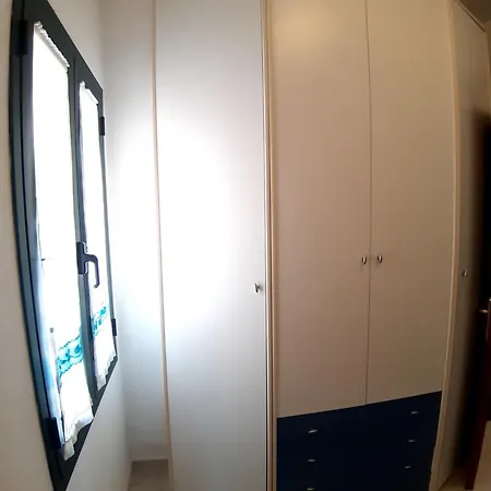 Appartamento La Casa Nel Borgo, In A Cozy Charming Village, 15 Min To Beach, Small Pets Welcome *