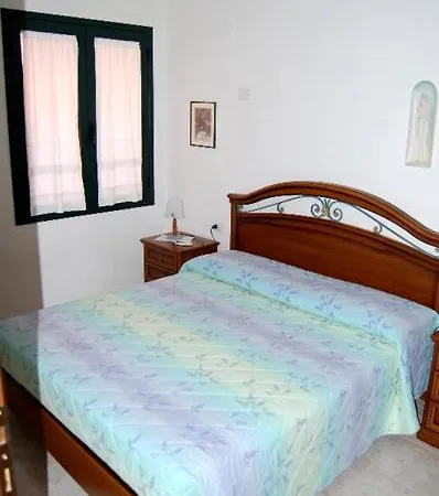 La Casa Nel Borgo, In A Cozy Charming Village, 15 Min To Beach, Small Pets Welcome * Padru