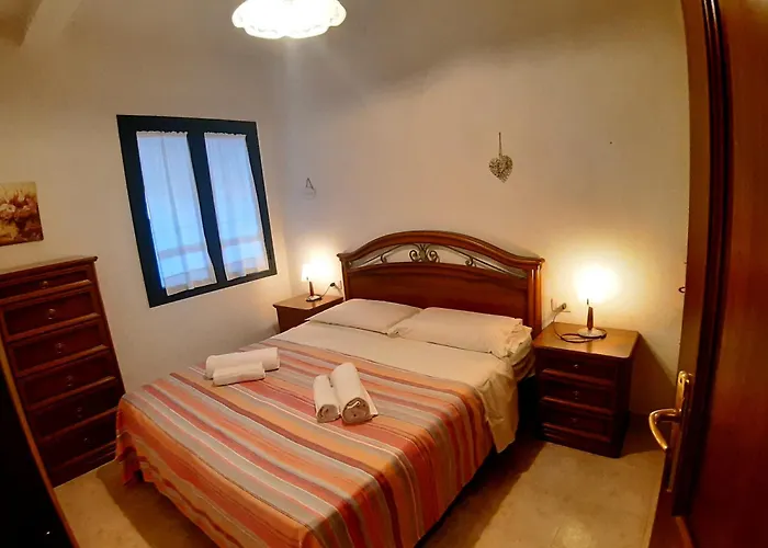 La Casa Nel Borgo, In A Cozy Charming Village, 15 Min To Beach, Small Pets Welcome Apartman